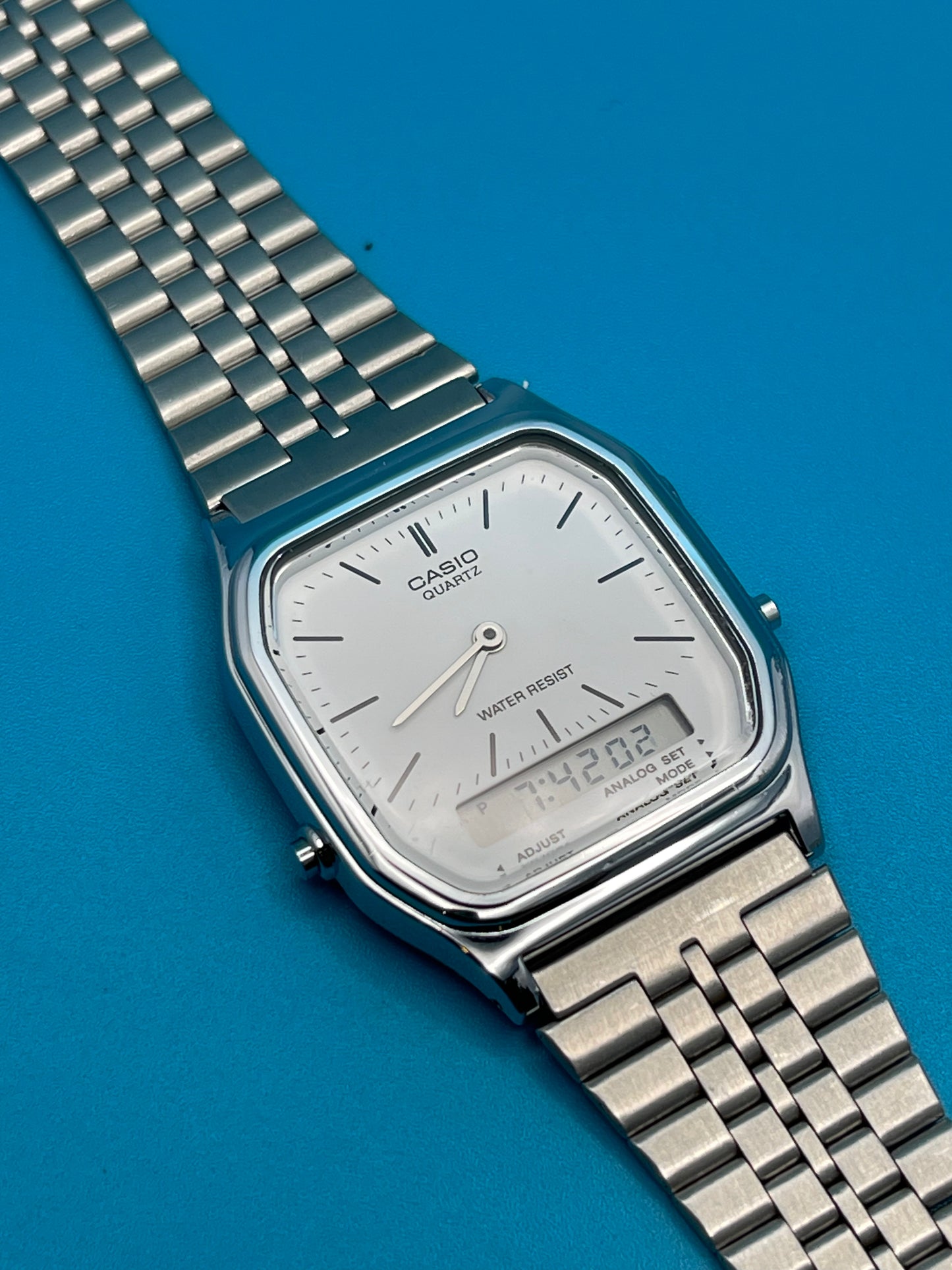 Casio AQ-220
