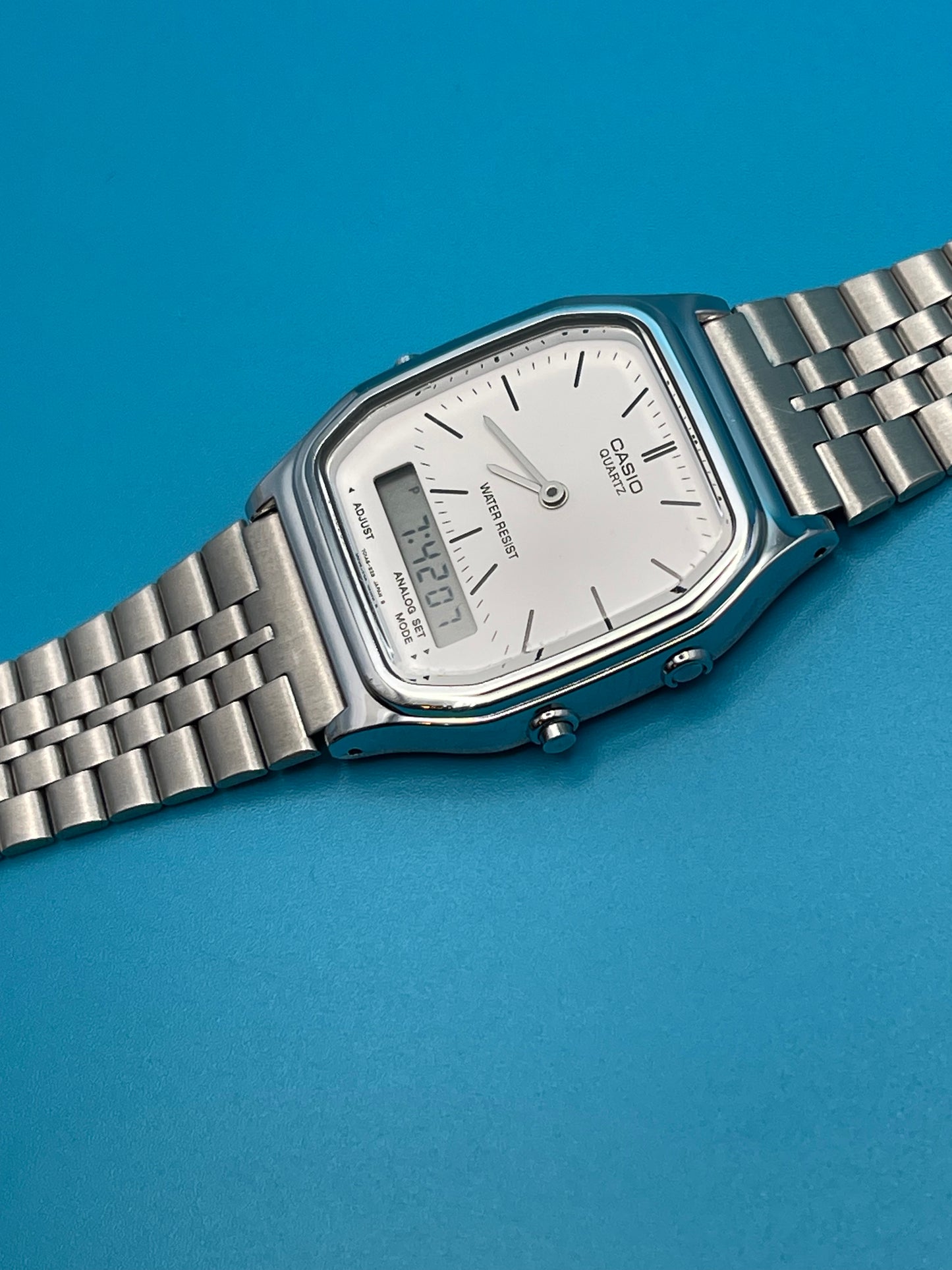 Casio AQ-220
