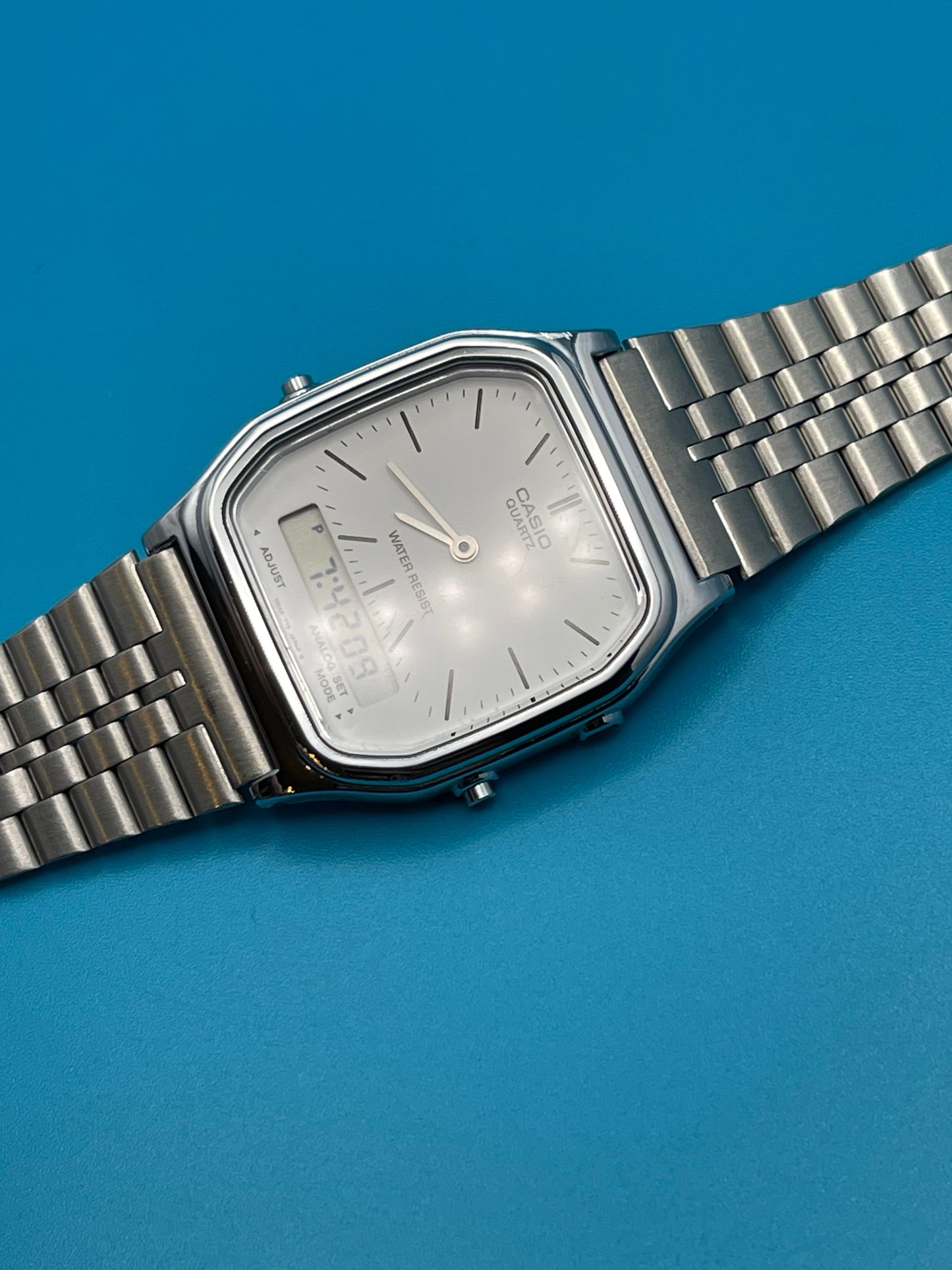 Casio AQ-220