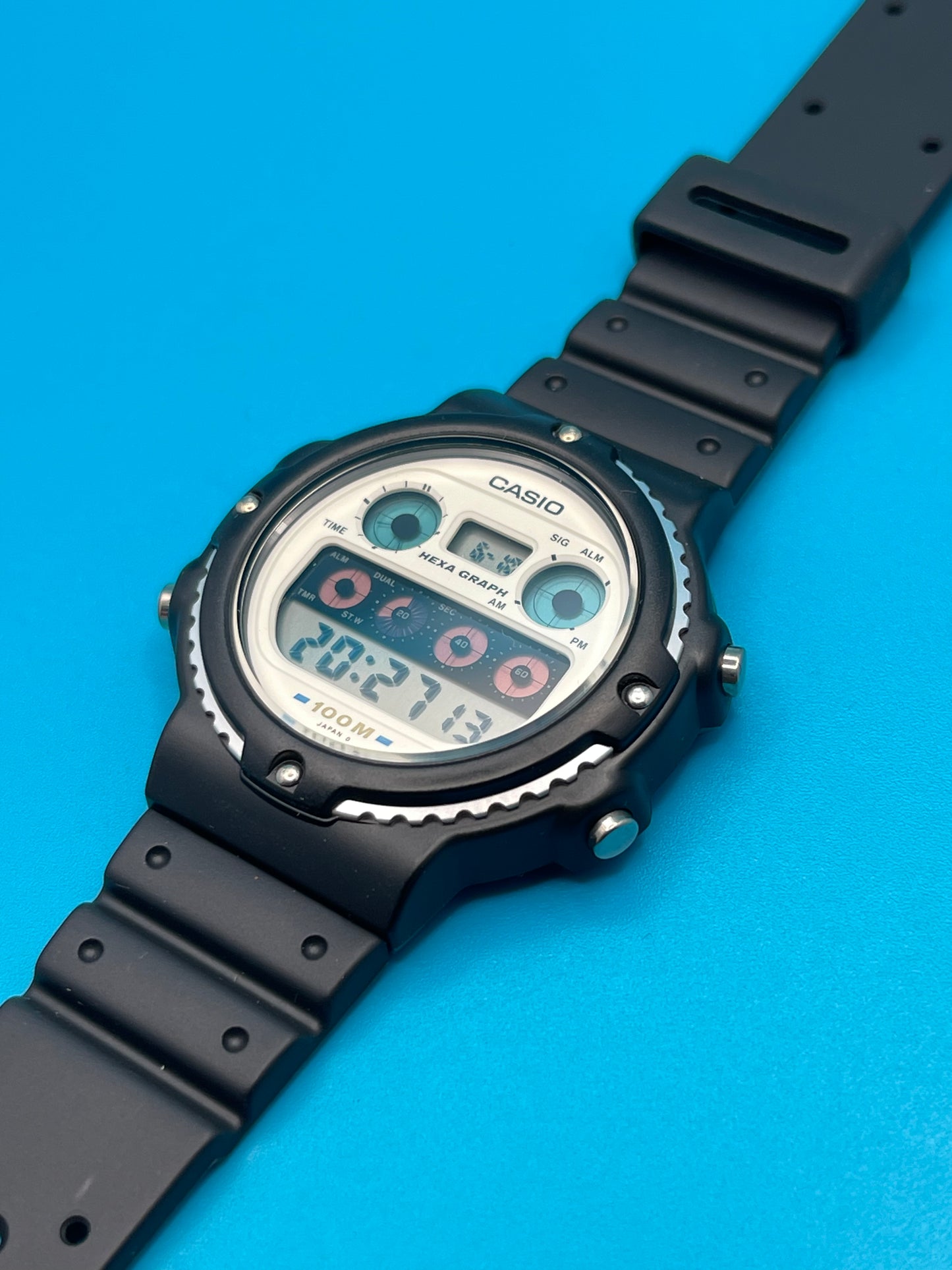 Casio HGW-10 White version