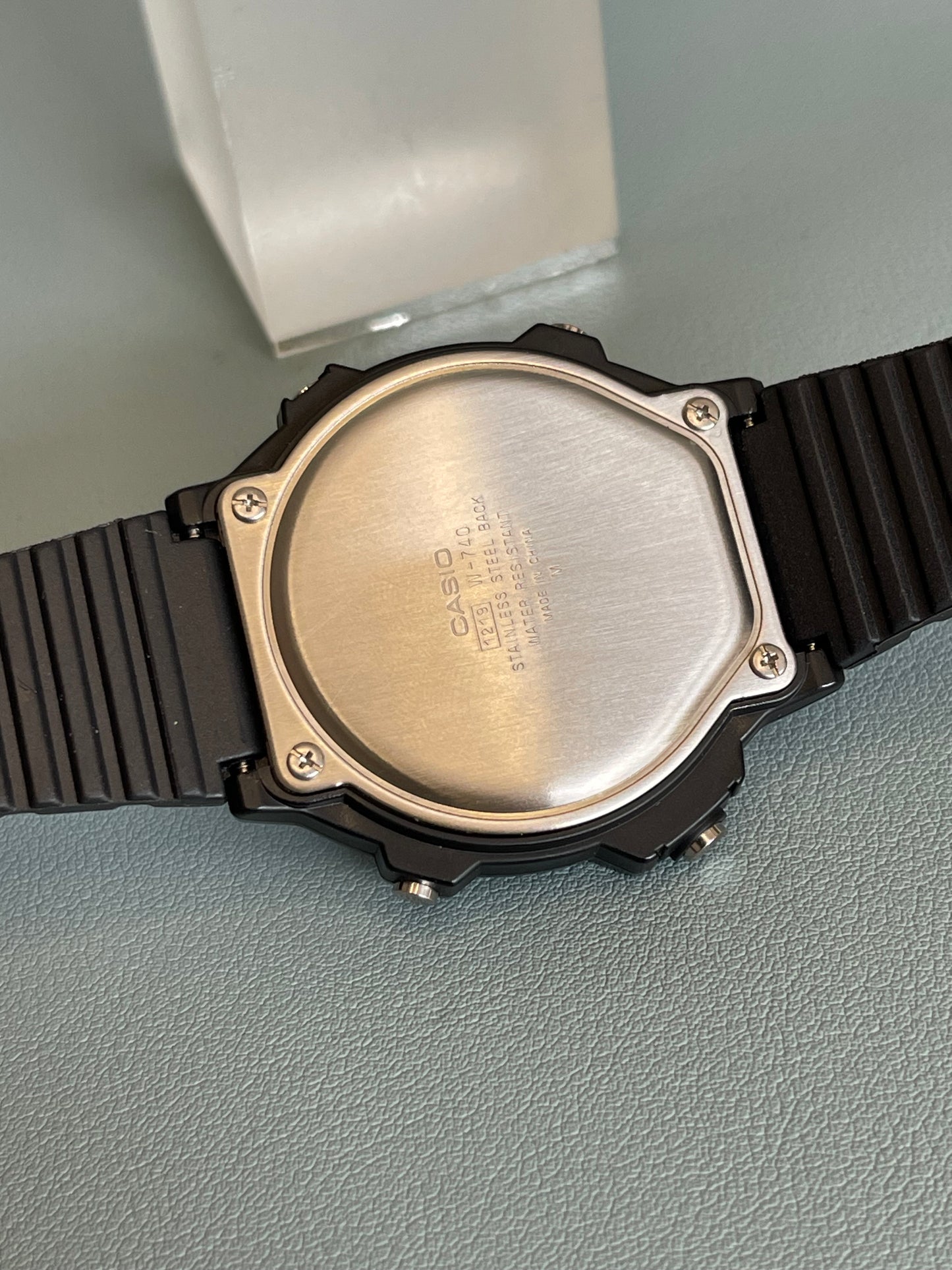 1995 Casio W-740