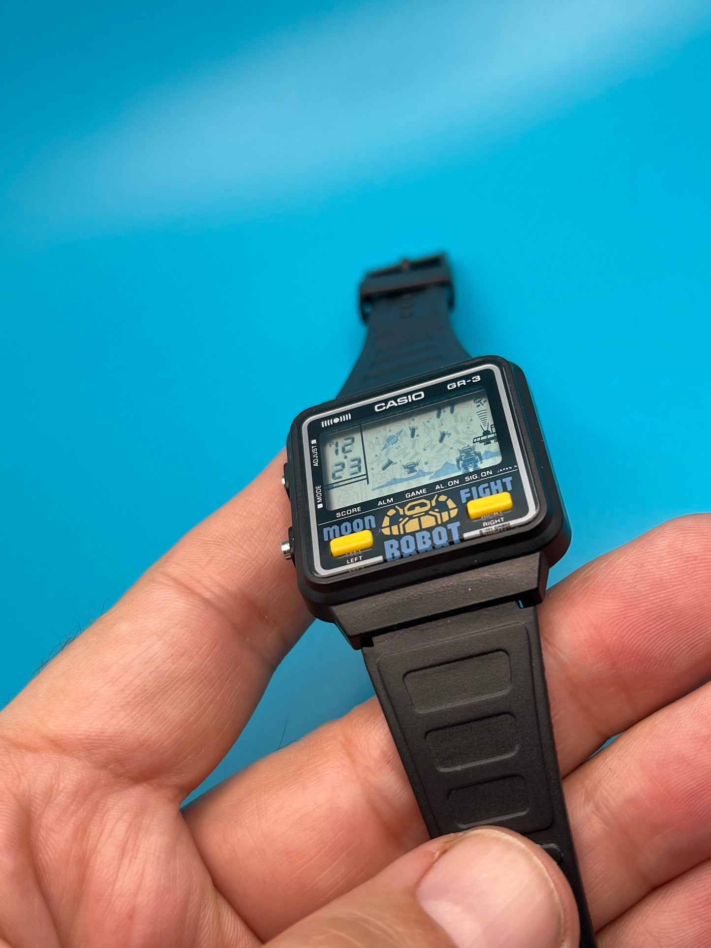 1984 Casio GR-3 Moon Fight Robot Game watch