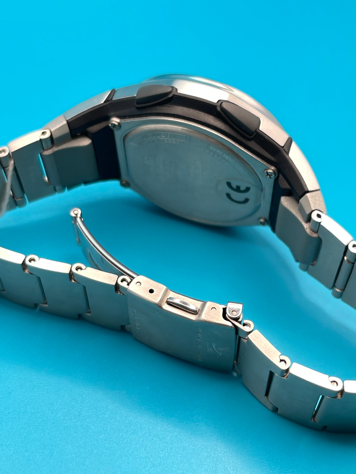 2004 Casio WVA-105 Wave ceptor