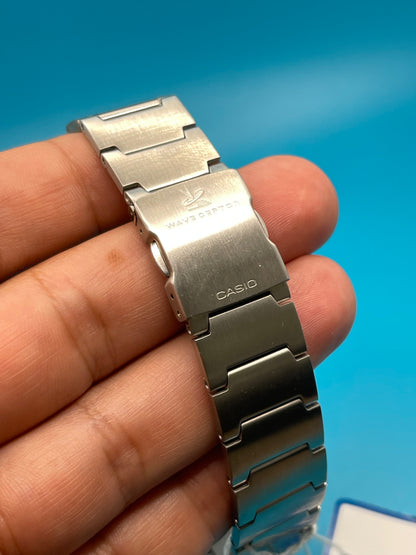 2004 Casio WVA-105 Wave ceptor