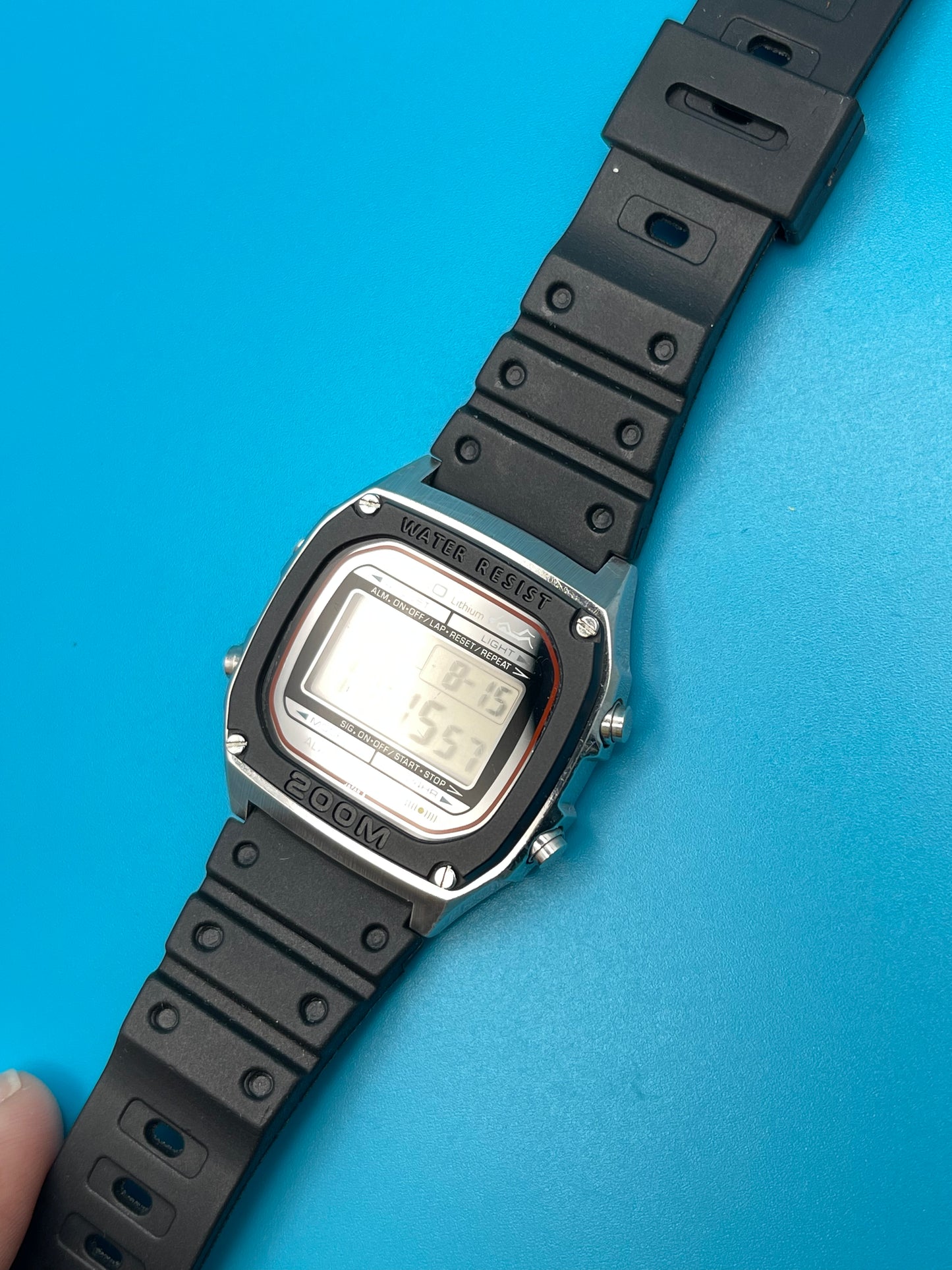 1982 Casio DW-1000