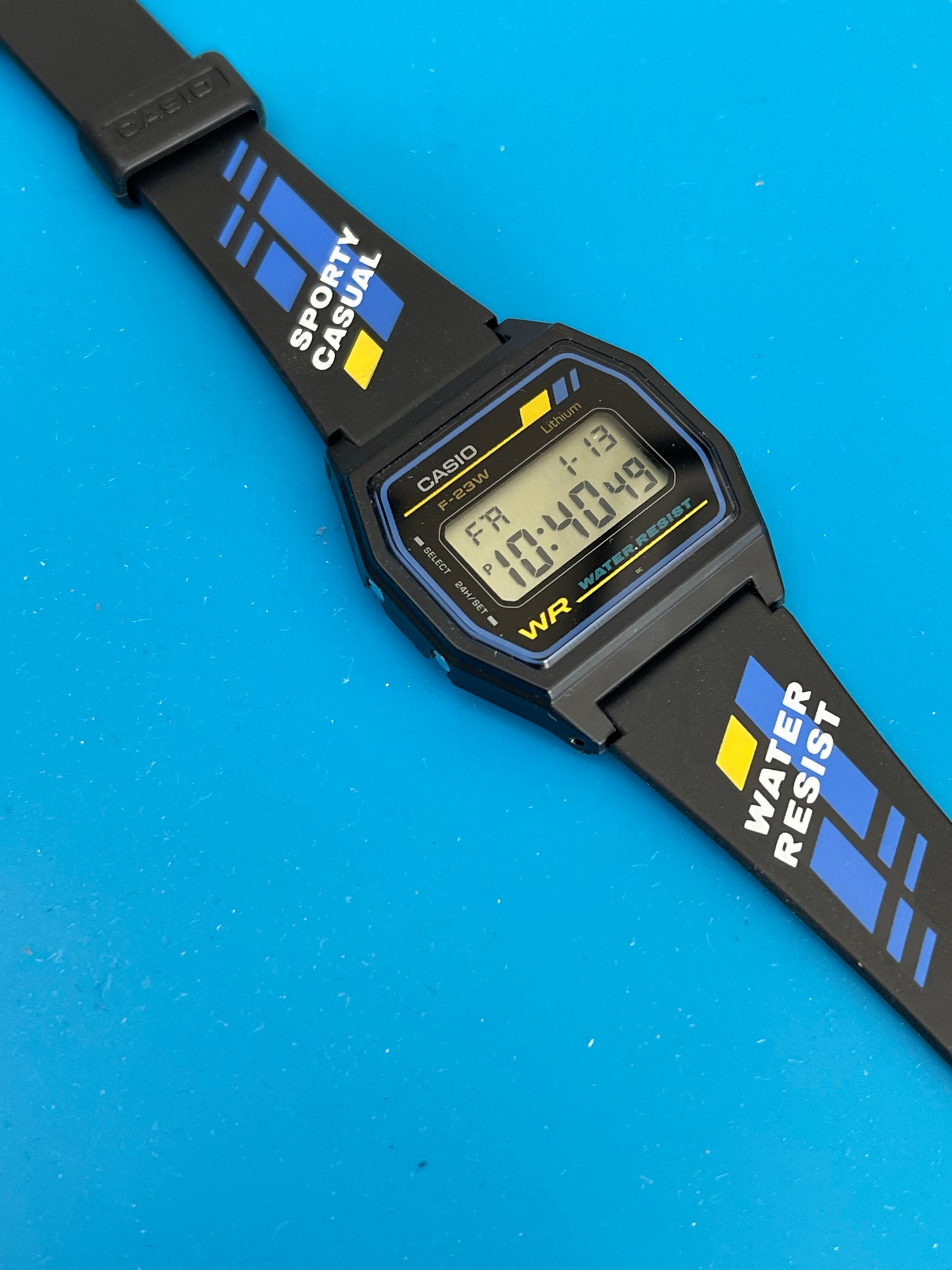 Casio F-23 In packaging