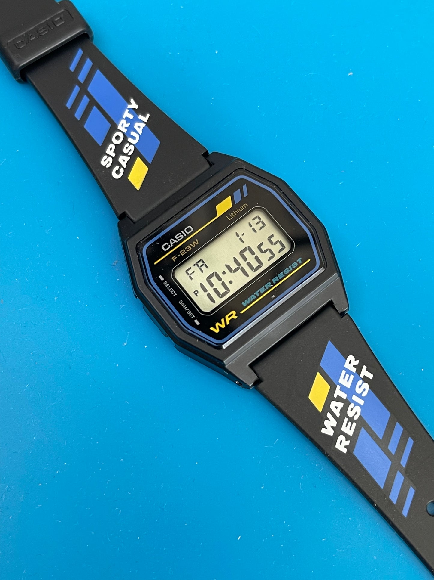 Casio F-23 In packaging
