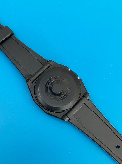 Casio F-23 In packaging