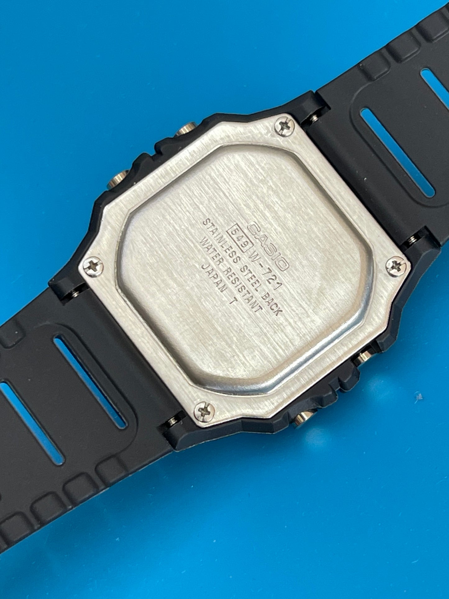 Casio W-721 Japan, New Old stock