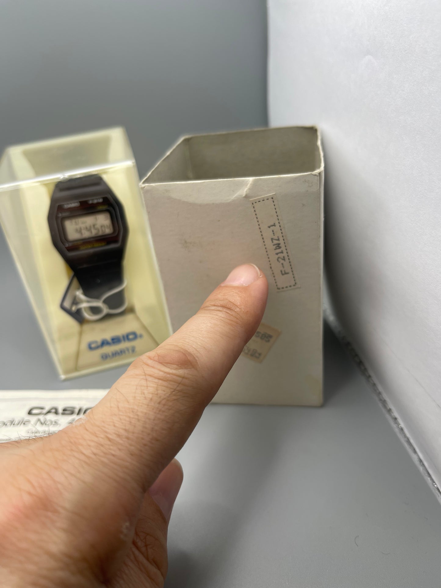 1984 Casio F21 unused in its original box (RARE FIND)