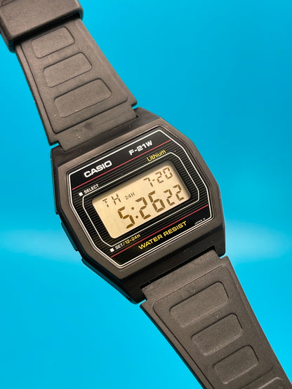 1984 Casio F-21 unused in its original box (RARE FIND)