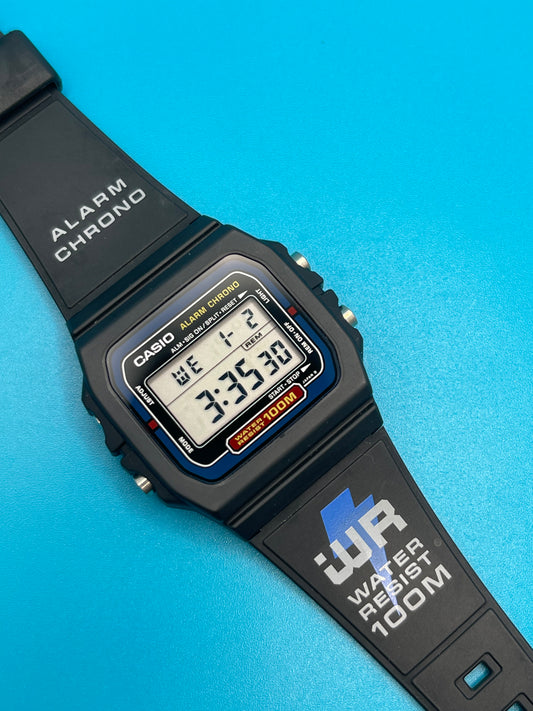 1985 Casio W-721 Japan