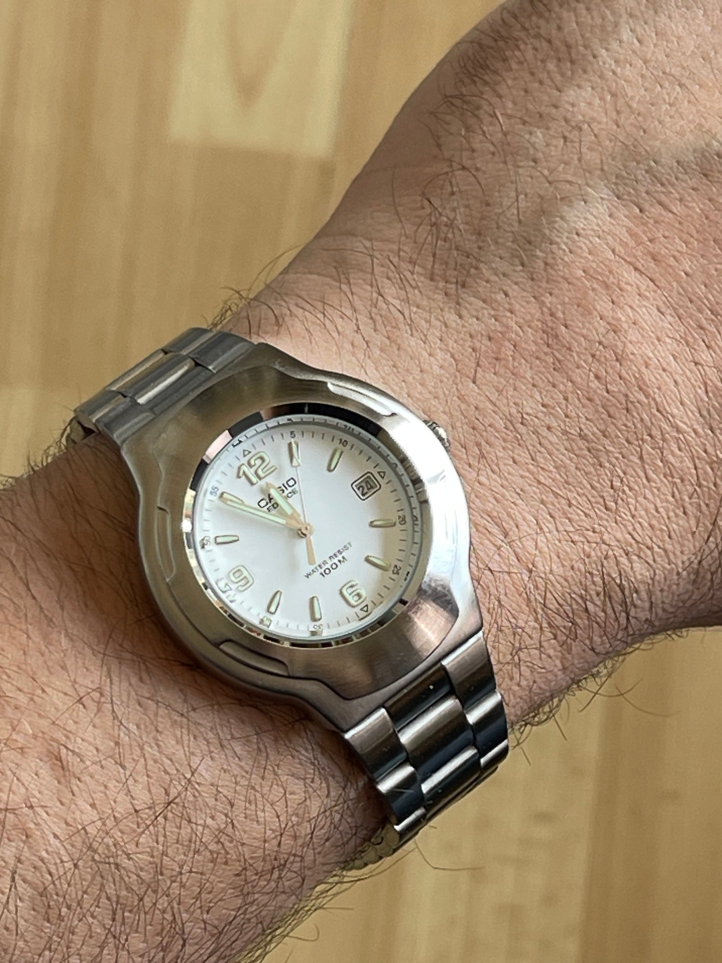 CASIO EDIFICE 100M NEW OLD STOCK