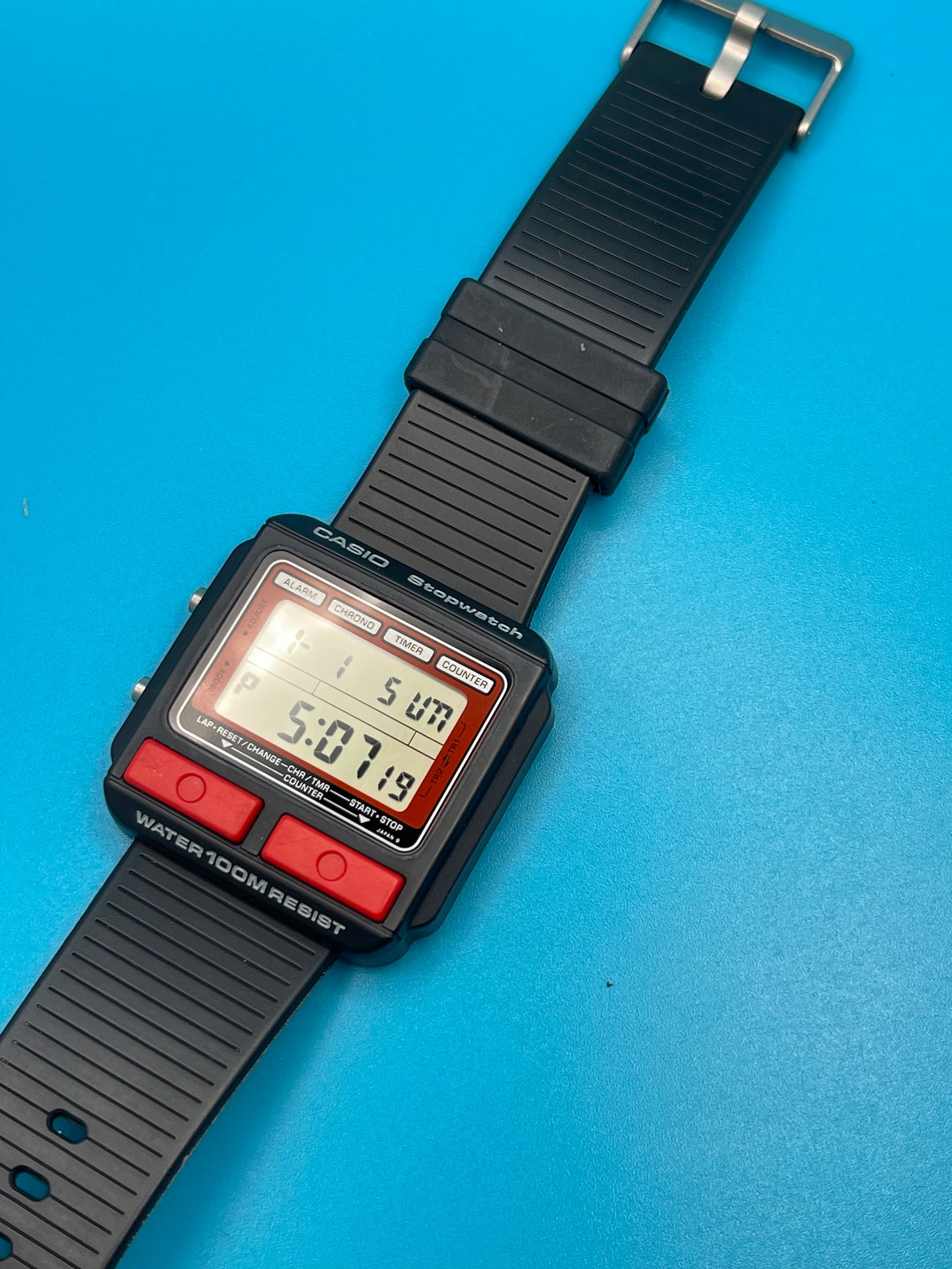 1984 Casio W-500 Red button