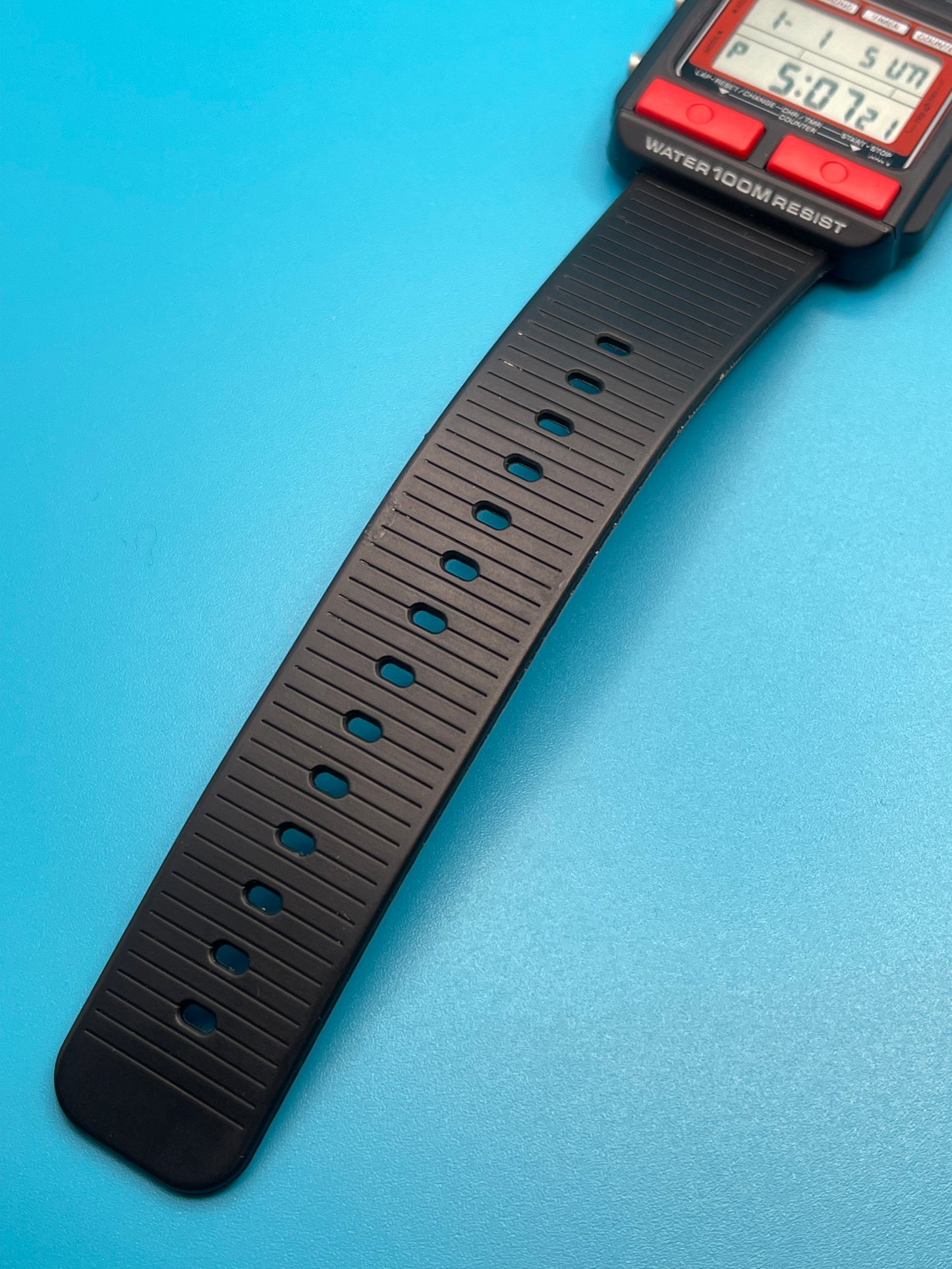 1984 Casio W-500 Red button