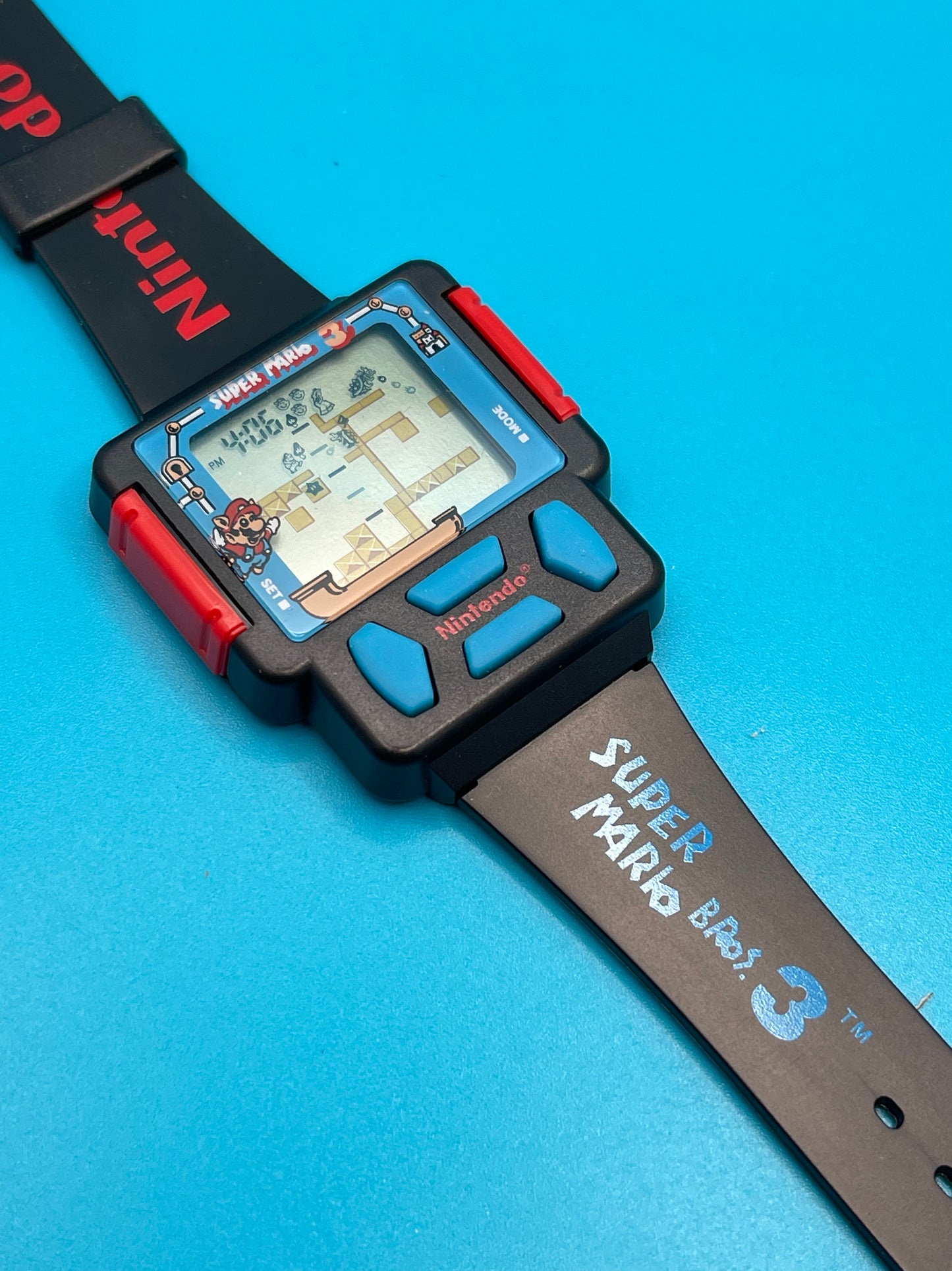 1993 Nintendo Game watch Super Mario Bros 3