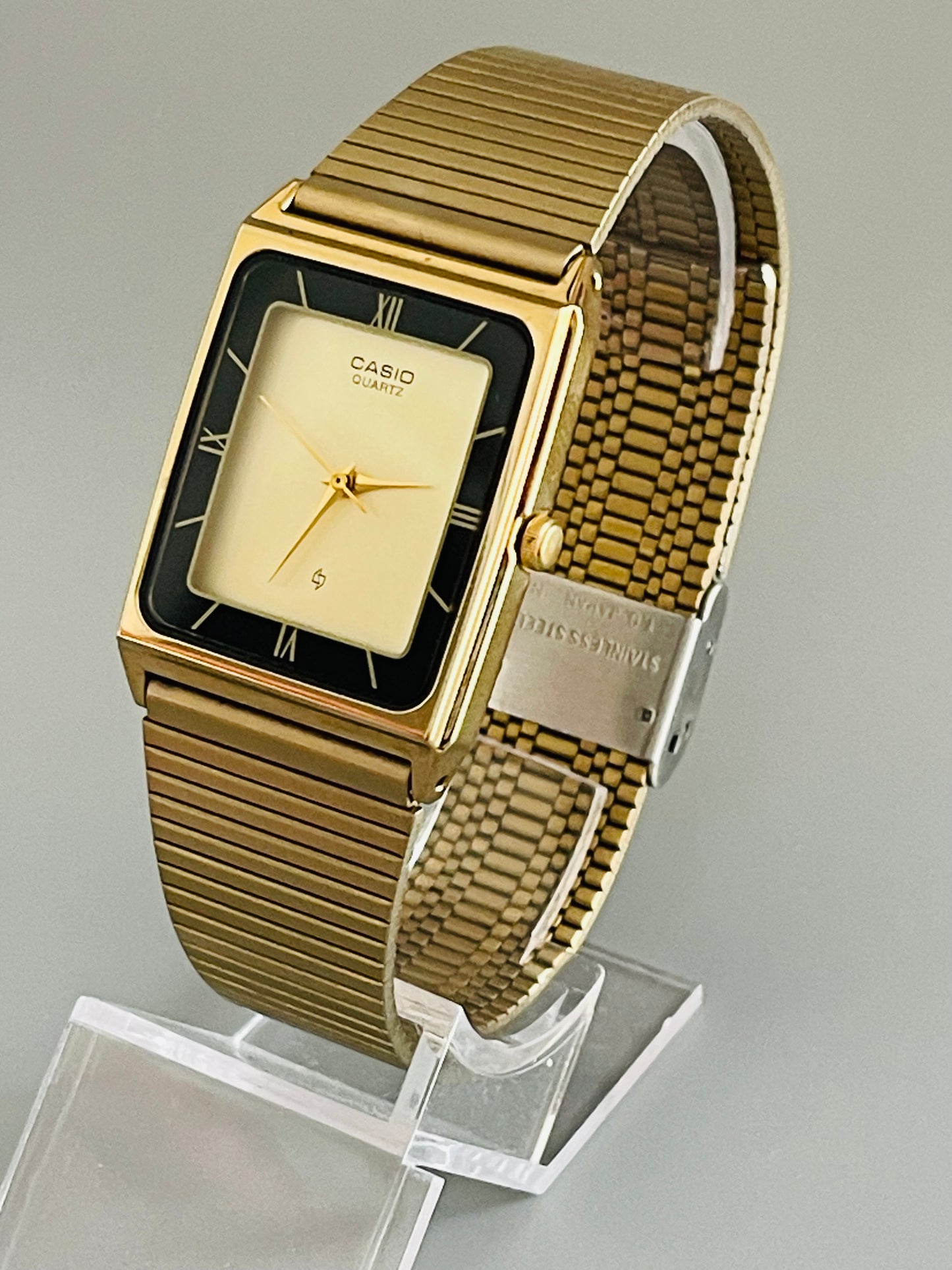 1982 Casio MQ-712G