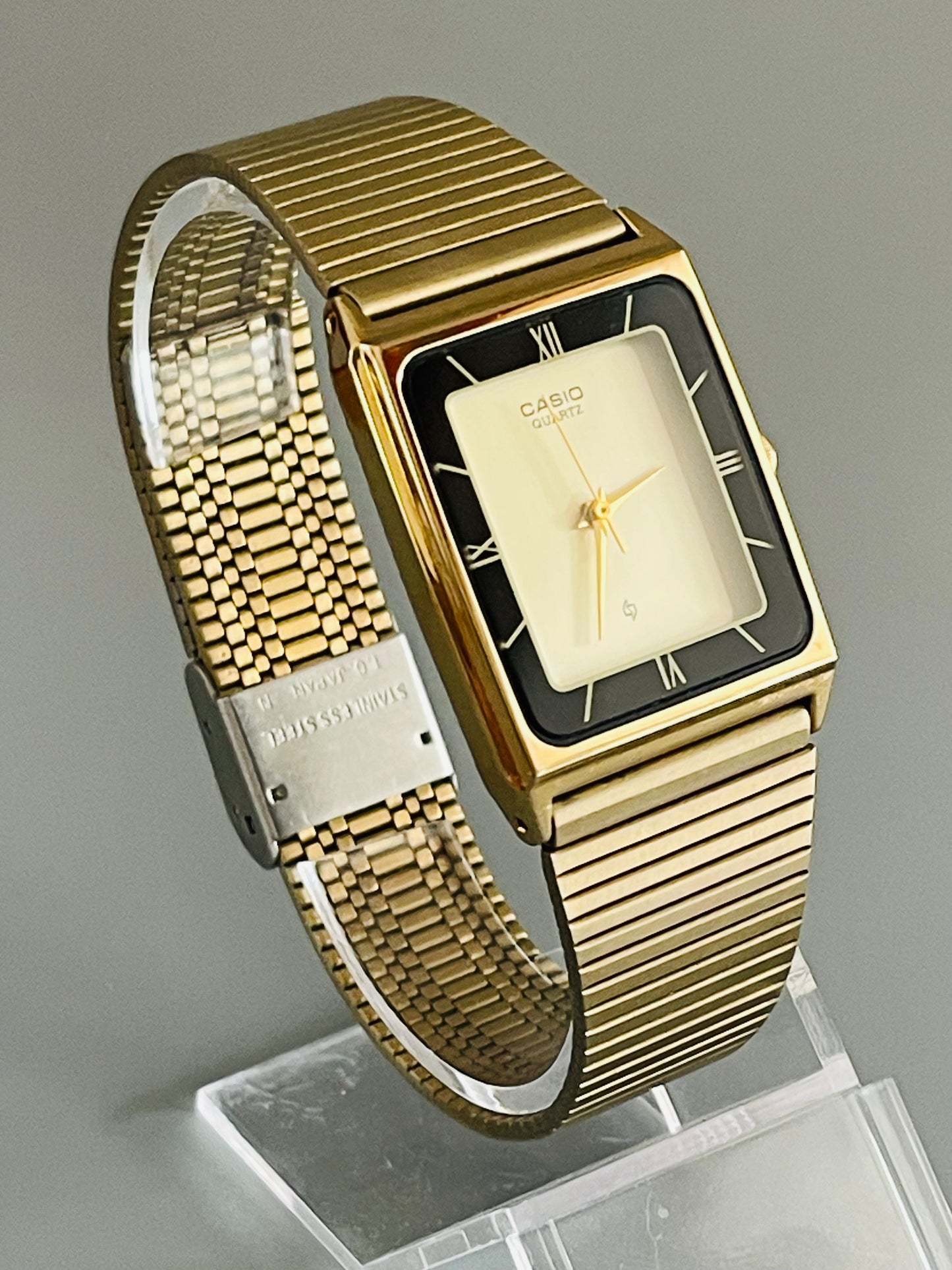 1982 Casio MQ-712G