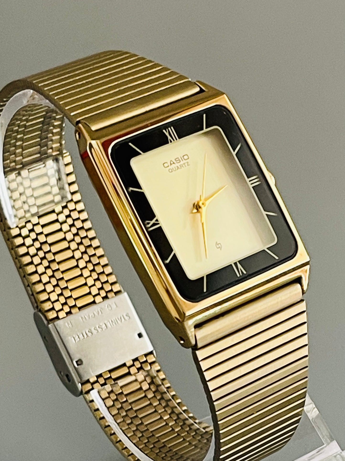 1982 Casio MQ-712G