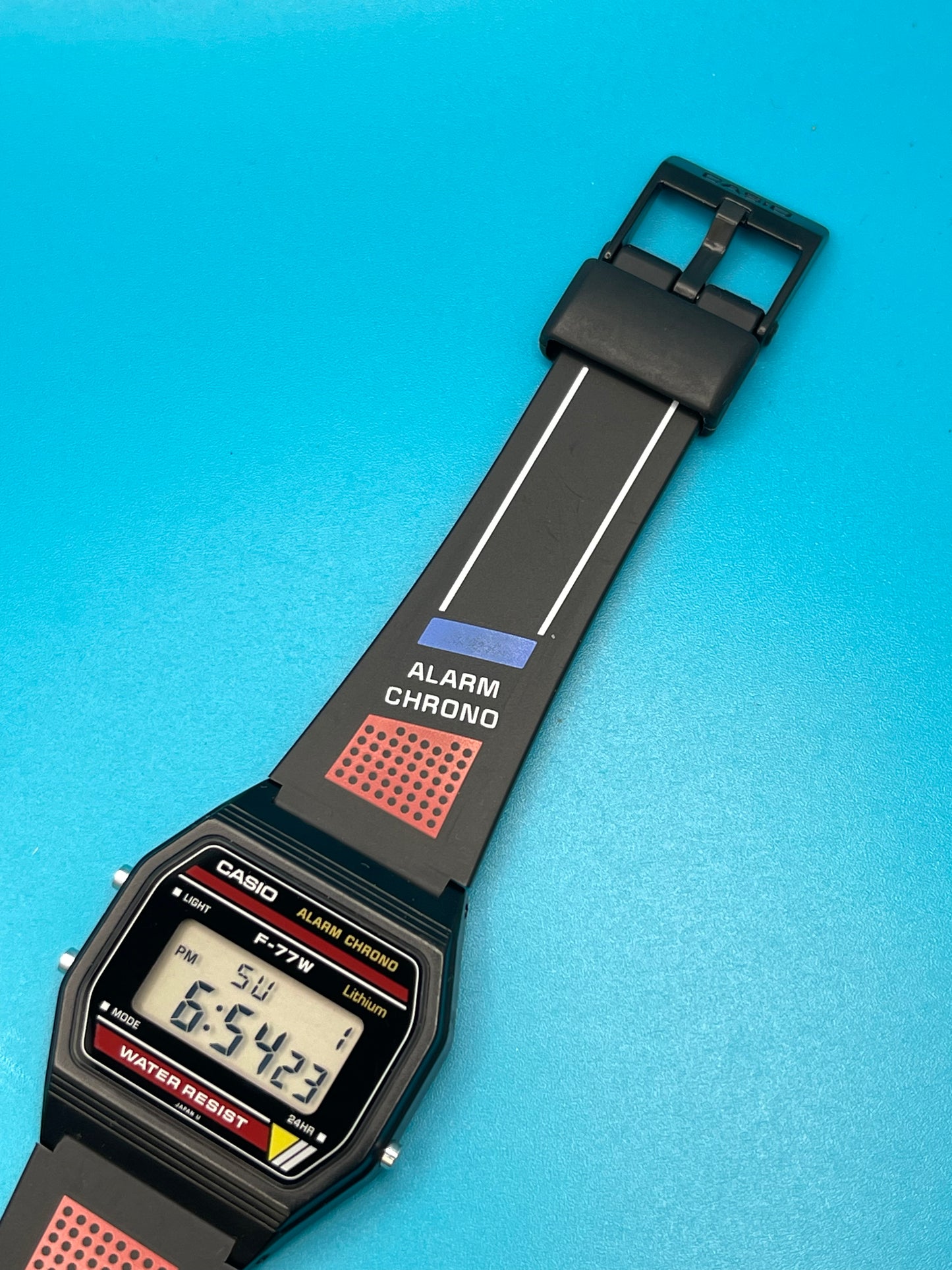 1986 Casio F-77