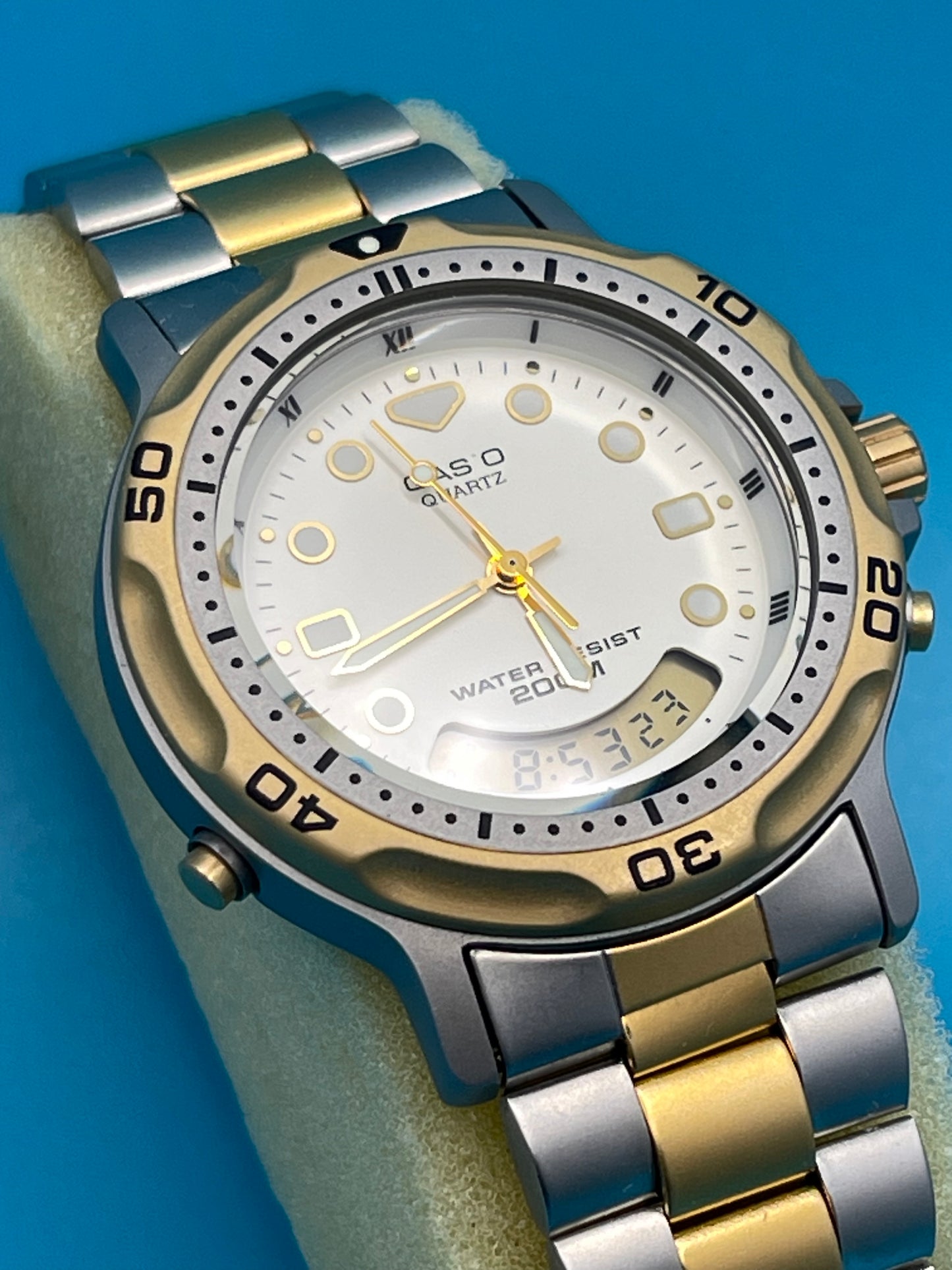 1990 Casio Oceanus 200M Divers watch, AD-702 new old stock