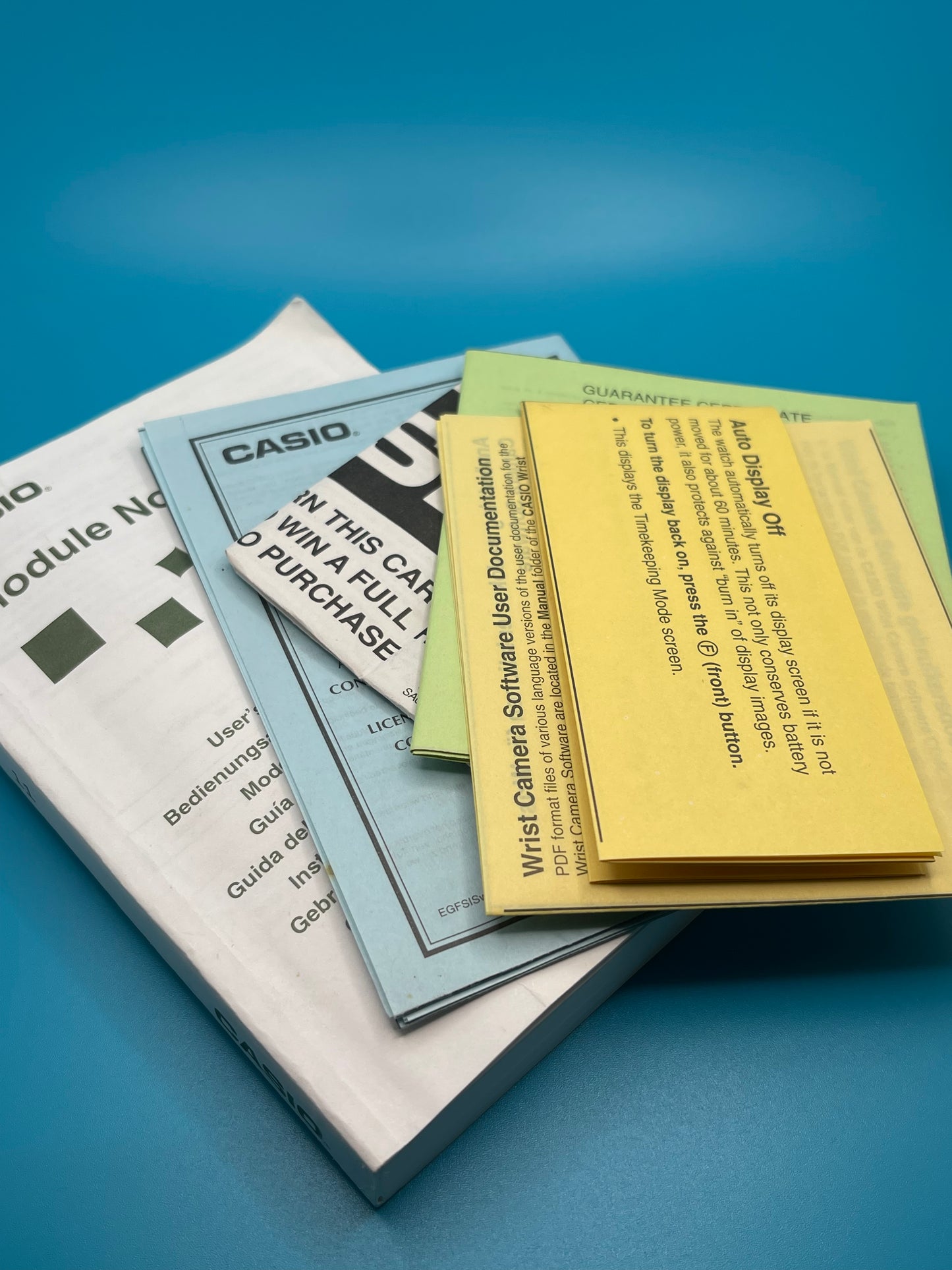 2000 CasioWQV-2BS camera watch