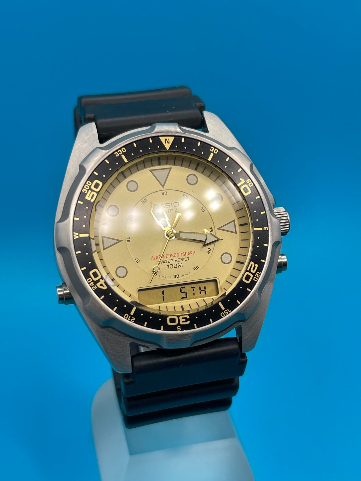1990 Casio AMW-320c Japan DIVERS WATCH