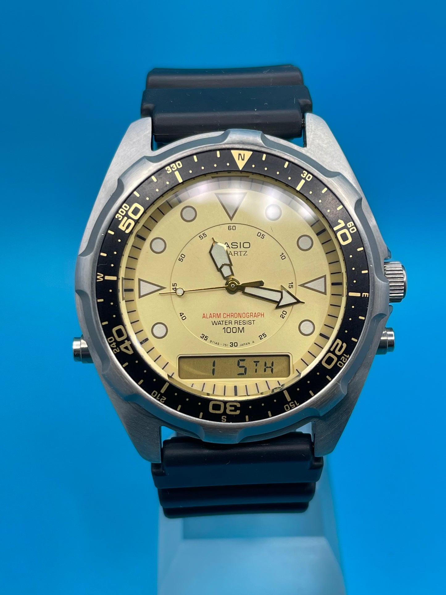 1990 Casio AMW-320c Japan DIVERS WATCH