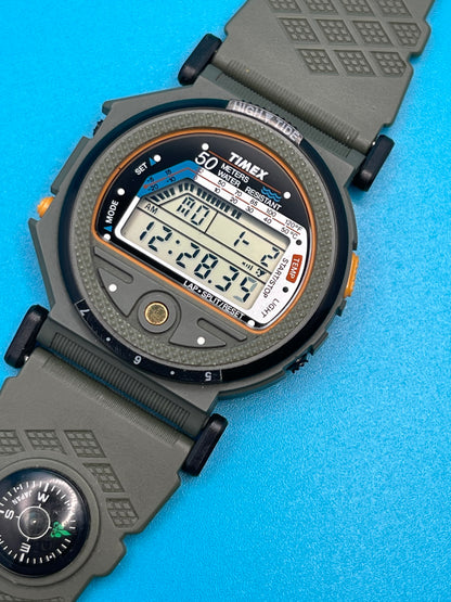 1992 Timex Blazer 707 new old stock