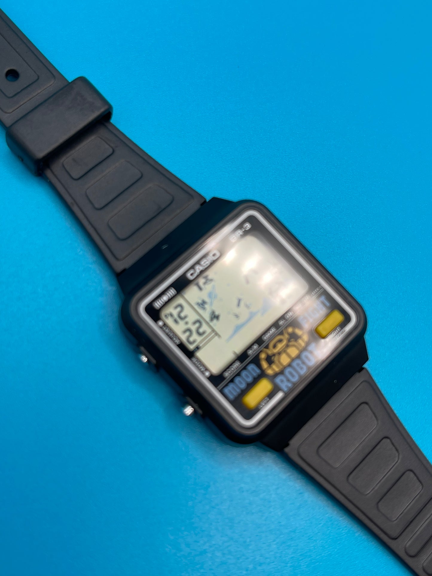 1984 Casio GR-3 Moon Fight Robot Game watch