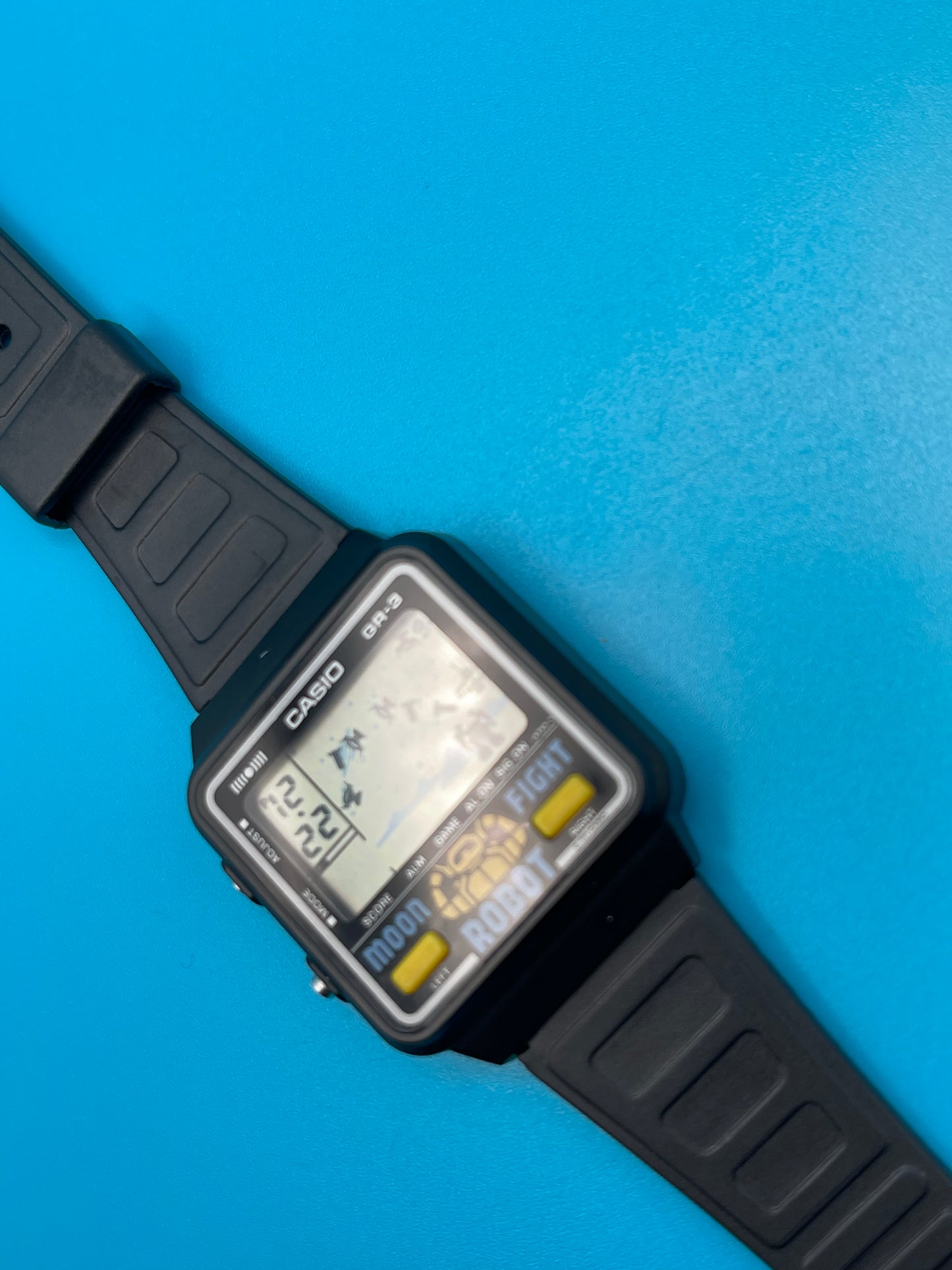 1984 Casio GR-3 Moon Fight Robot Game watch