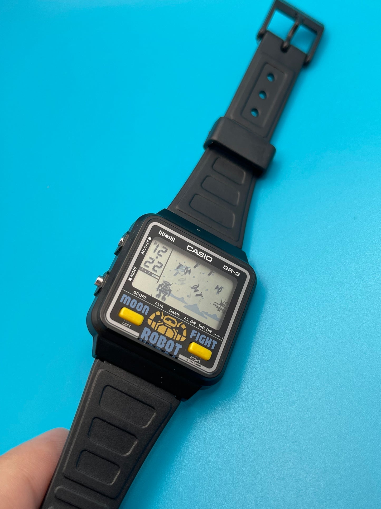 1984 Casio GR-3 Moon Fight Robot Game watch