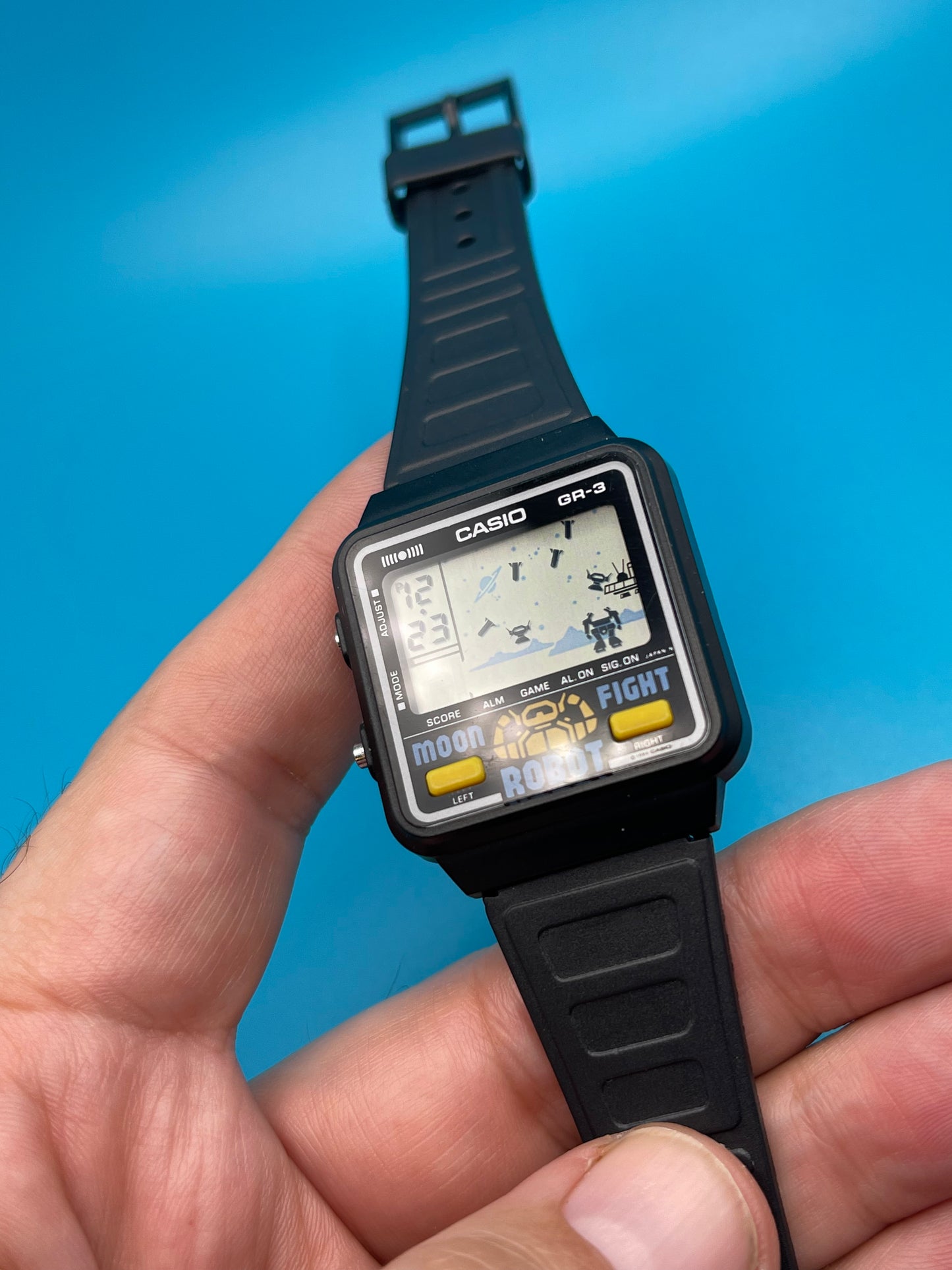 1984 Casio GR-3 Moon Fight Robot Game watch
